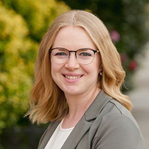photo of Sarah Perl